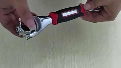 Llave Auto 48 En 1: La Herramienta Última para Hombres Prácticos